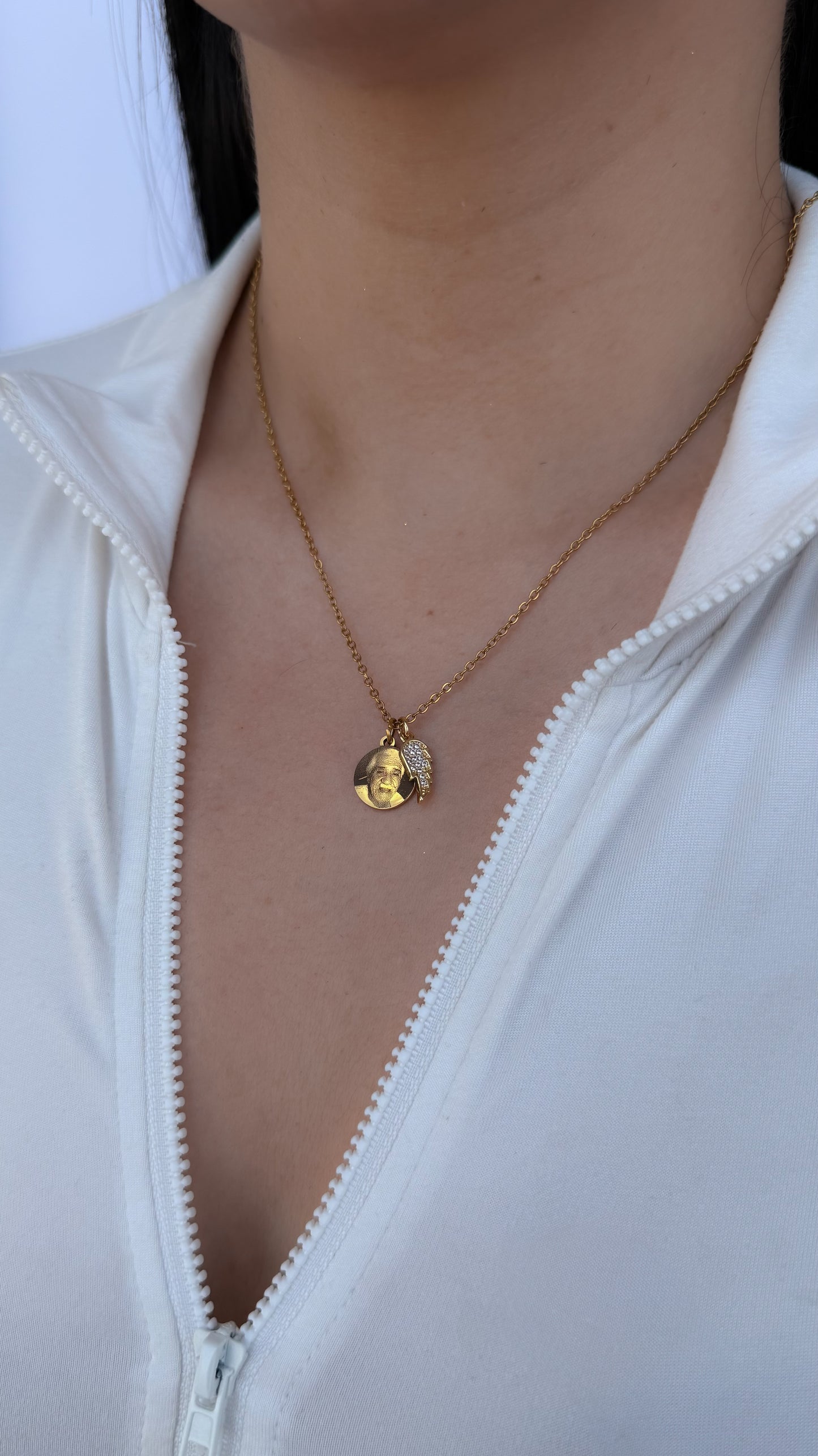 Collar Roma - Círculo con foto en acero dorado