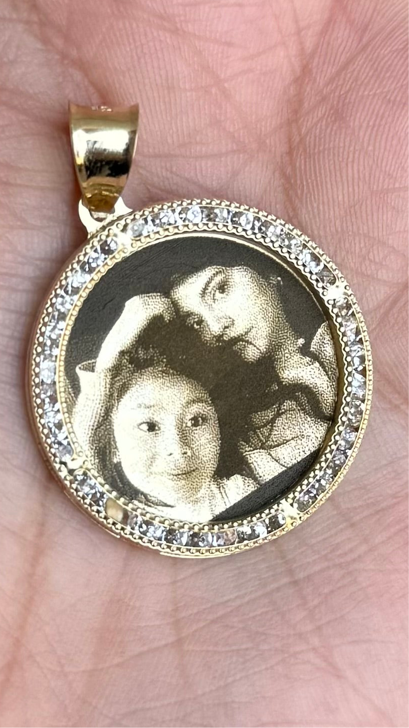 Medalla zirconia 3 cm con foto Oro 10k