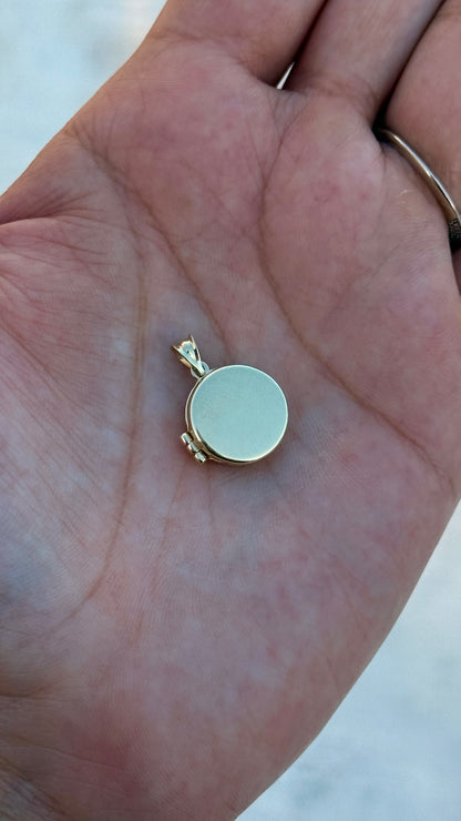 Dije Relicario circular con foto grabado láser Oro 10k