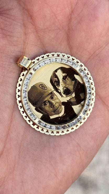 Medalla bisel corazones 3.5 cm personalizado Oro 10k