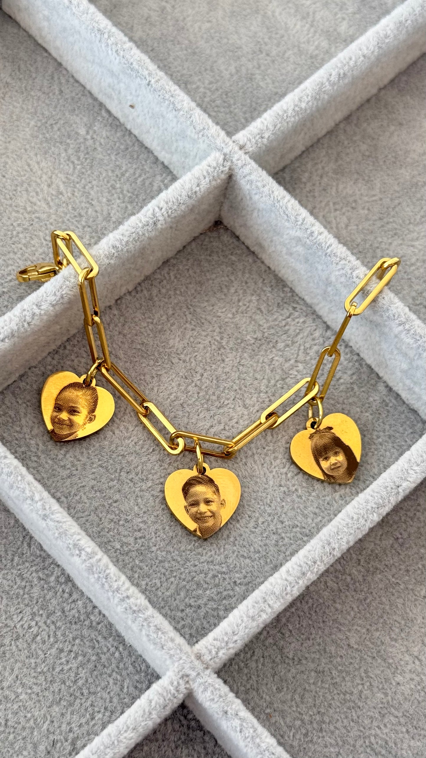 Pulsera corazones