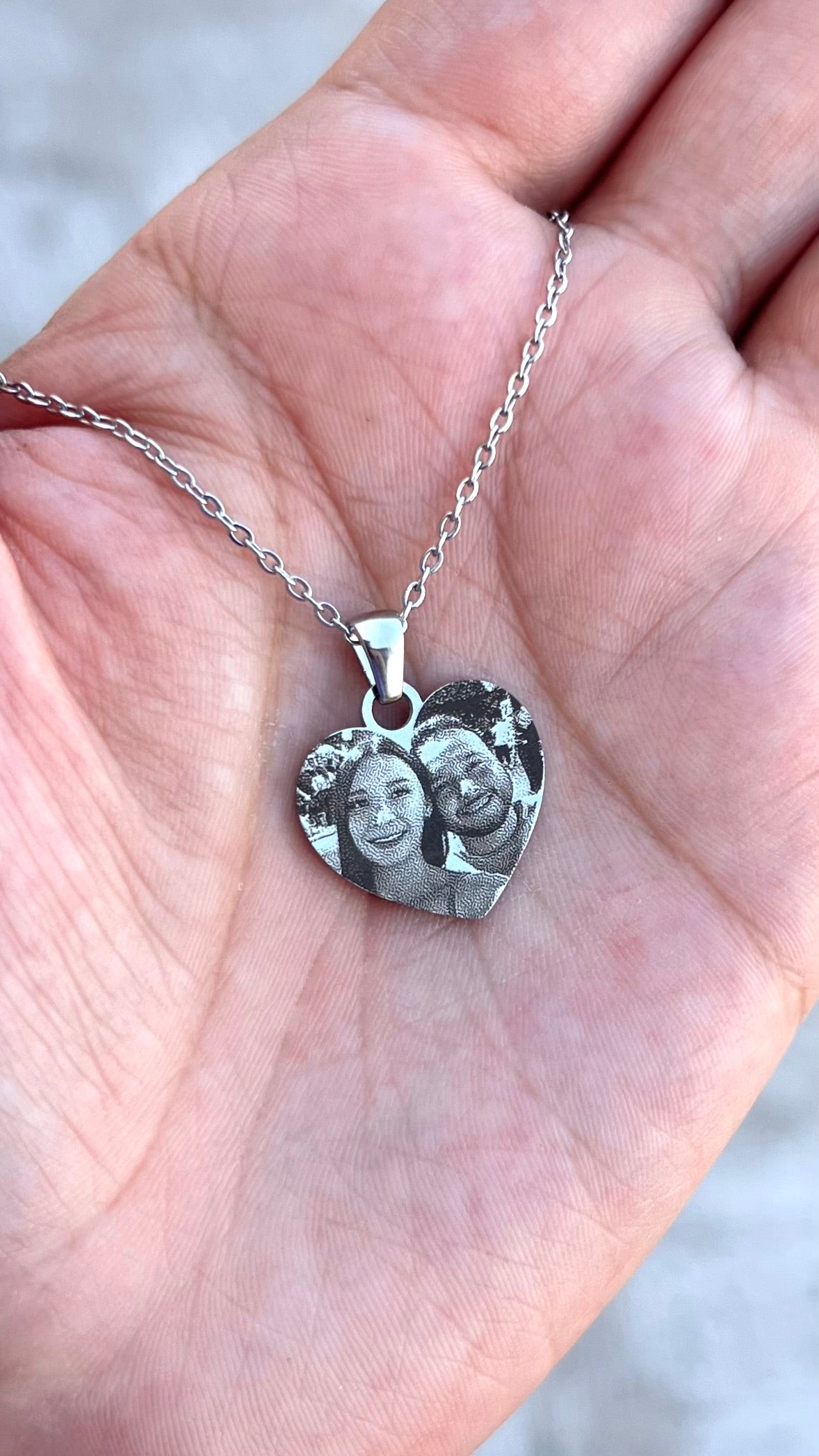 Collar corazón baby personalizado con foto en acero