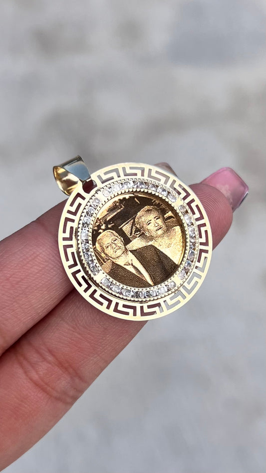Dije grecas 2.9 cm Oro 10k