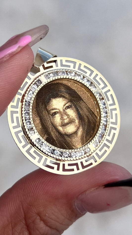 Dije grecas 3.2 cm Oro 10k