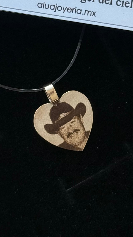 Dije corazón mini personalizado en Oro 10k
