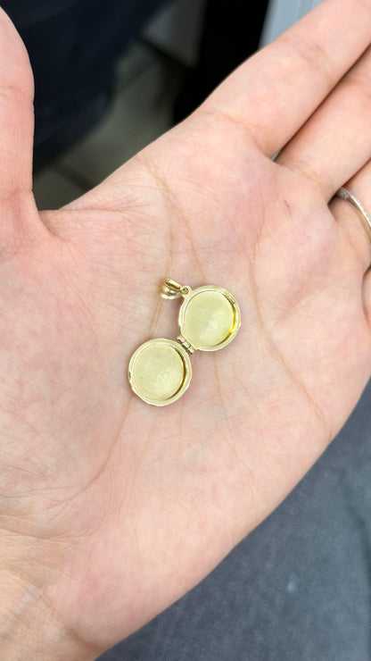 Dije Relicario circular con foto grabado láser Oro 10k