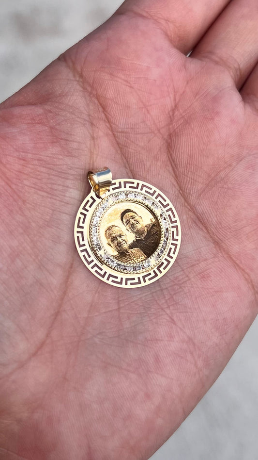Dije grecas 2.6 cm Oro 10k