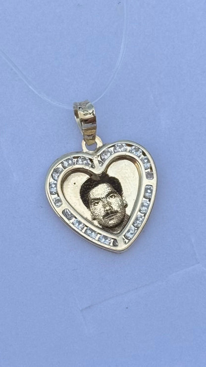 Medalla mini de Corazón 1.7 cm con foto Oro 10K
