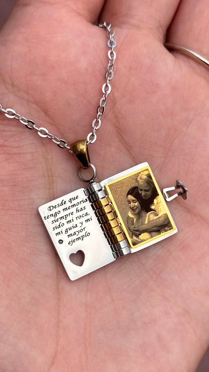 Collar Libro personalizado con foto acero inoxidable