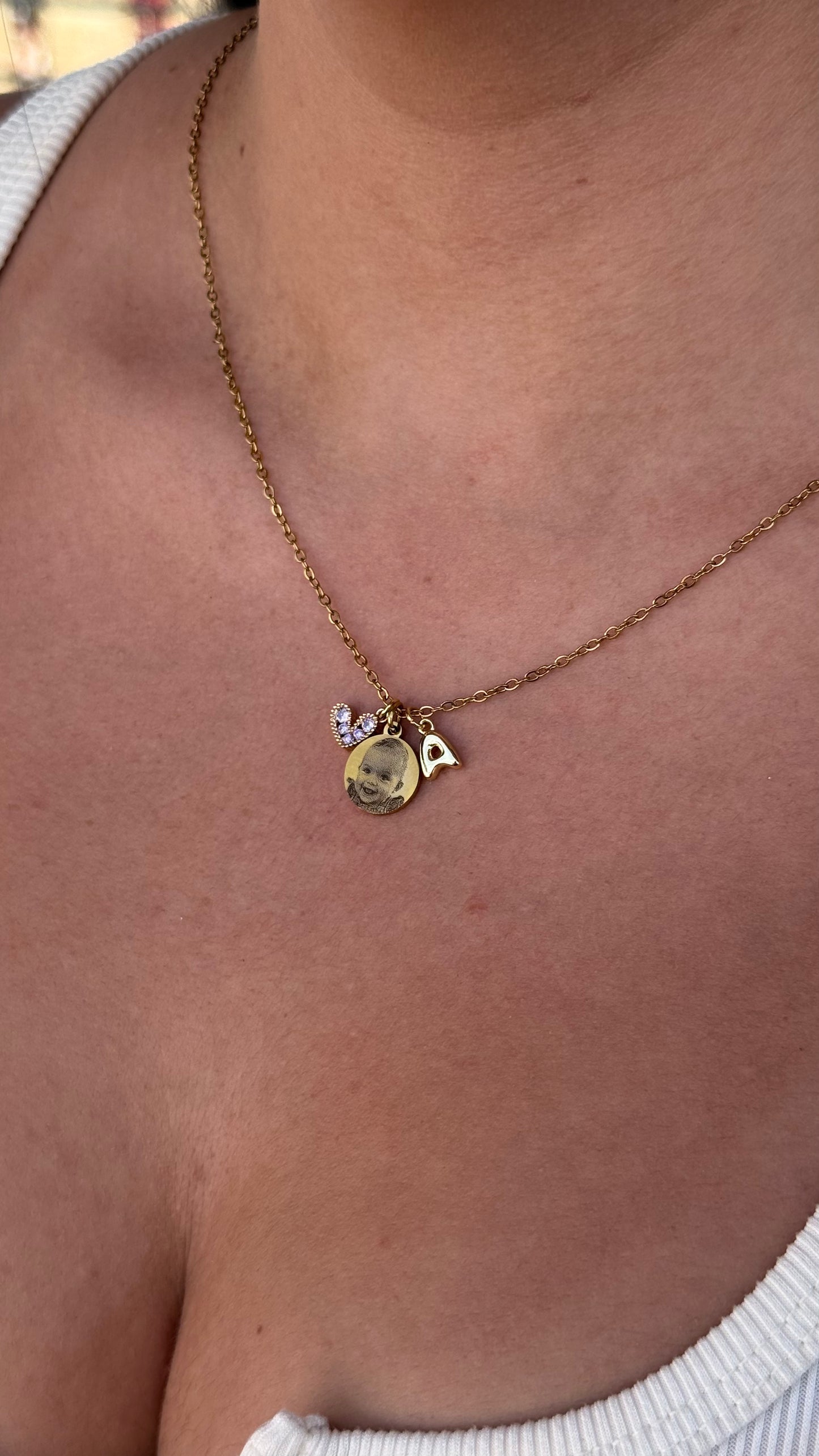 Collar Amelia - círculo con foto e inicial