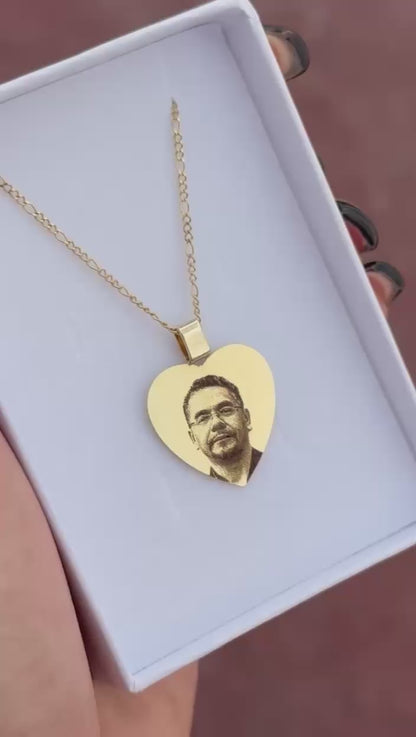 Collar o dije de corazón personalizado en Oro 10k